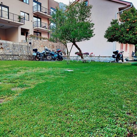Apartman Dolcerosa Kotor Exterior foto