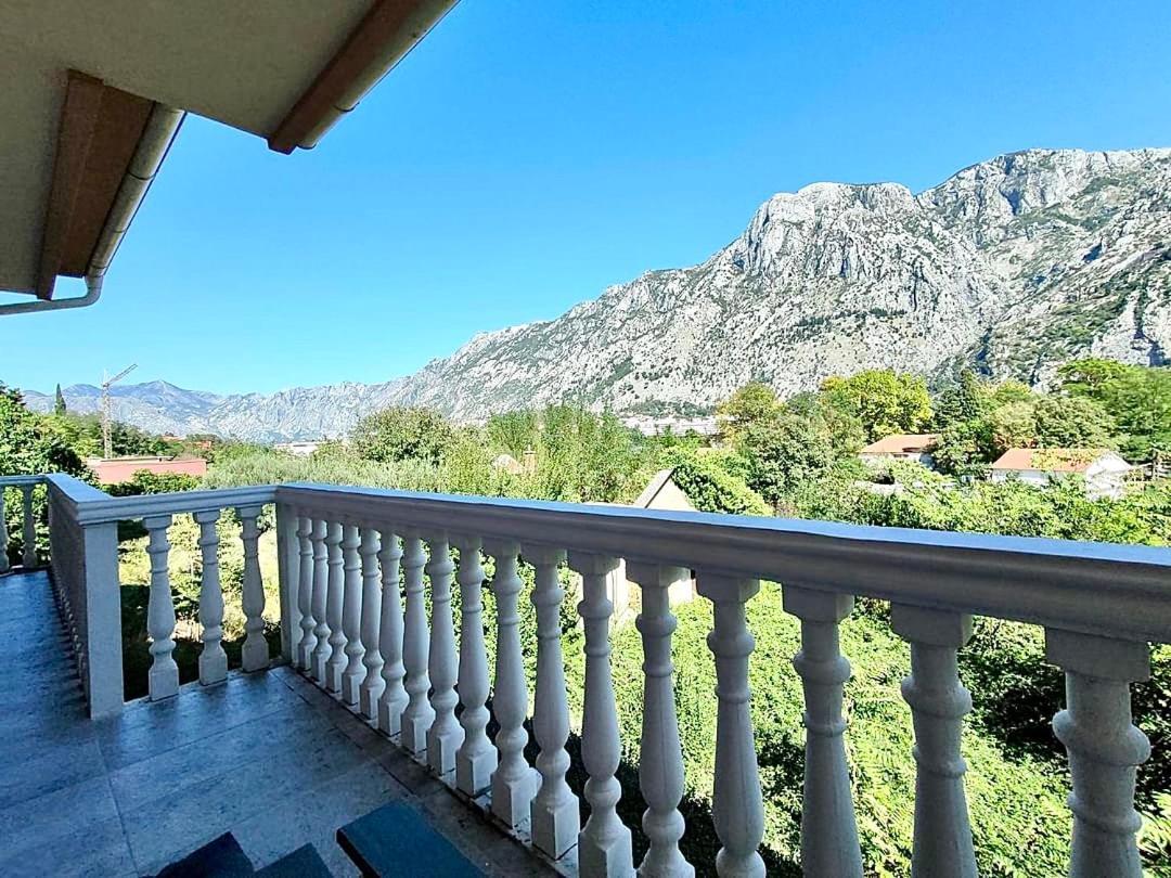 Apartman Dolcerosa Kotor Exterior foto